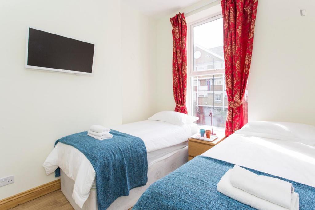 Guest house 406 Harrow