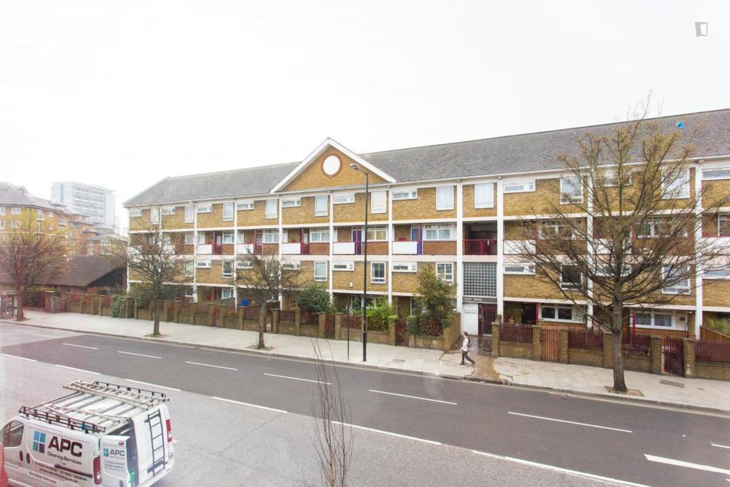 Guest house 406 Harrow 2*