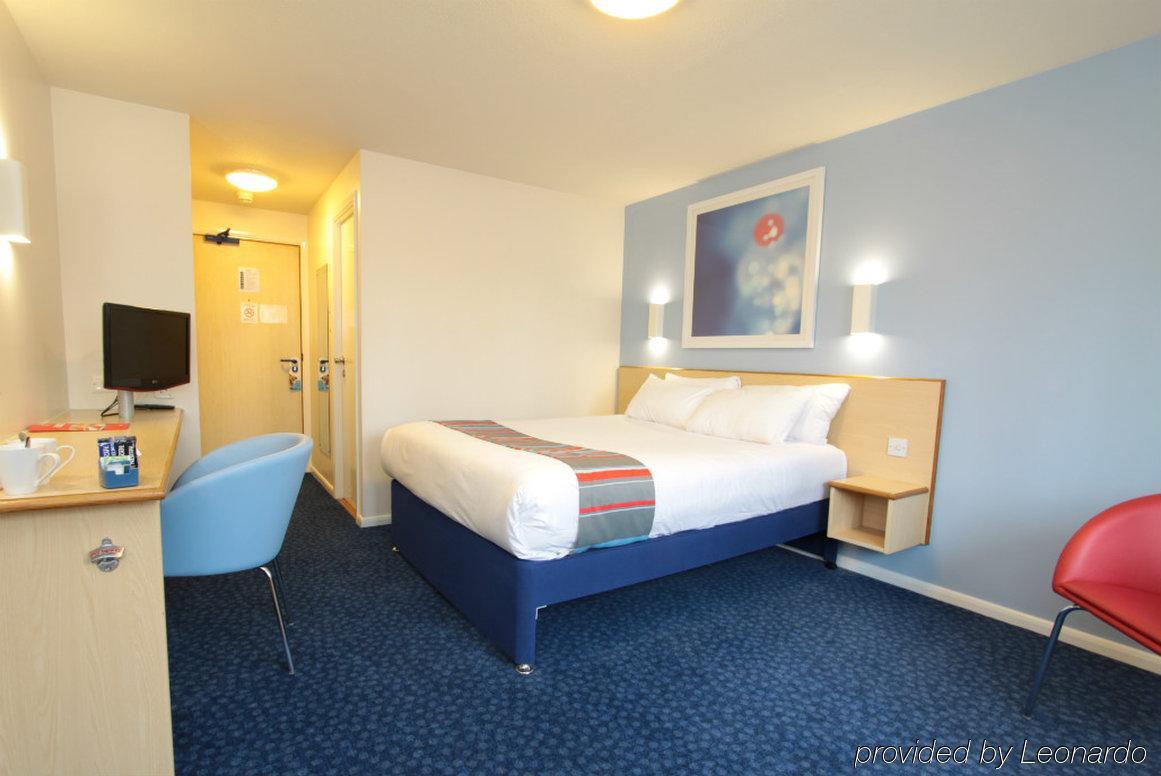 Travelodge Docklands 3* London