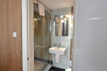 Apartment Hyde Park London