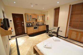 Apartment Hyde Park London