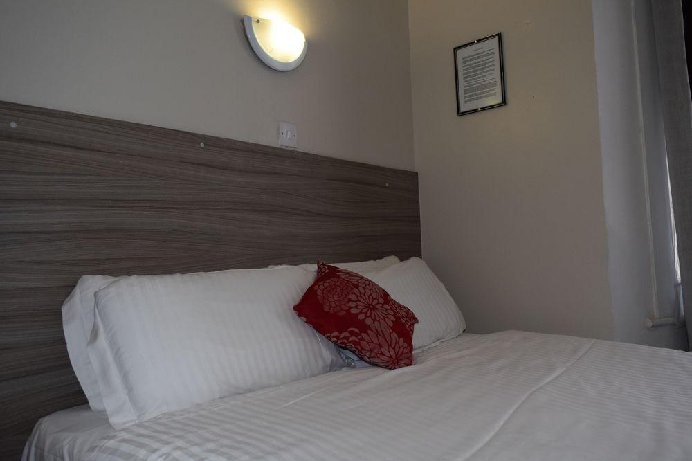 Hotell Holland Park Grove 3*