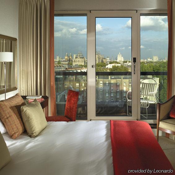 Cheval Gloucester Park At Kensington London