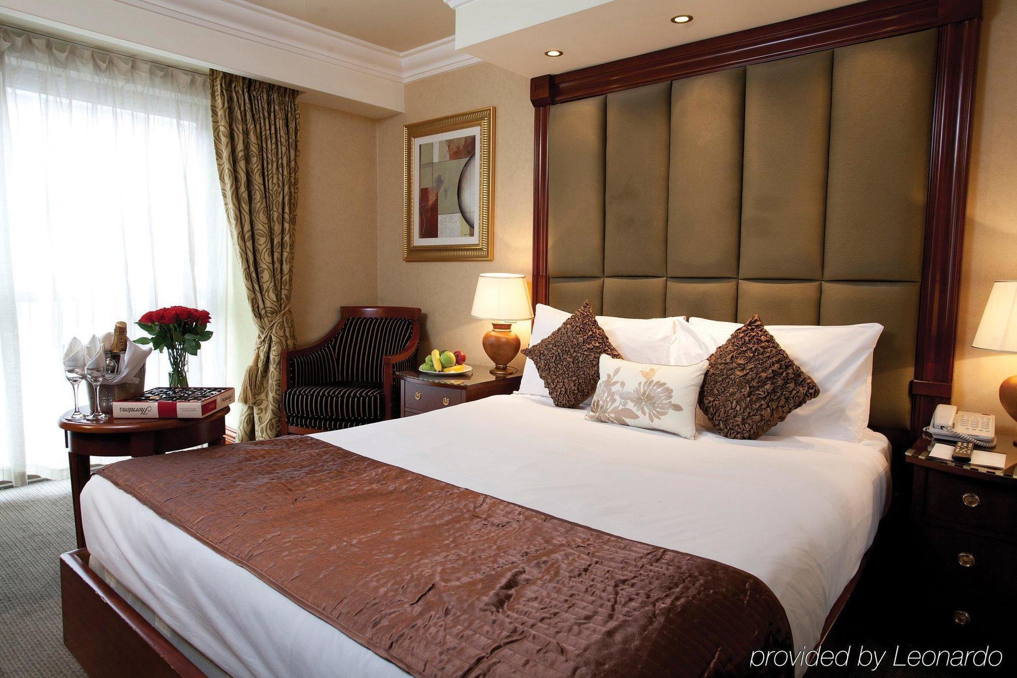 Park Grand Kensington 4* London