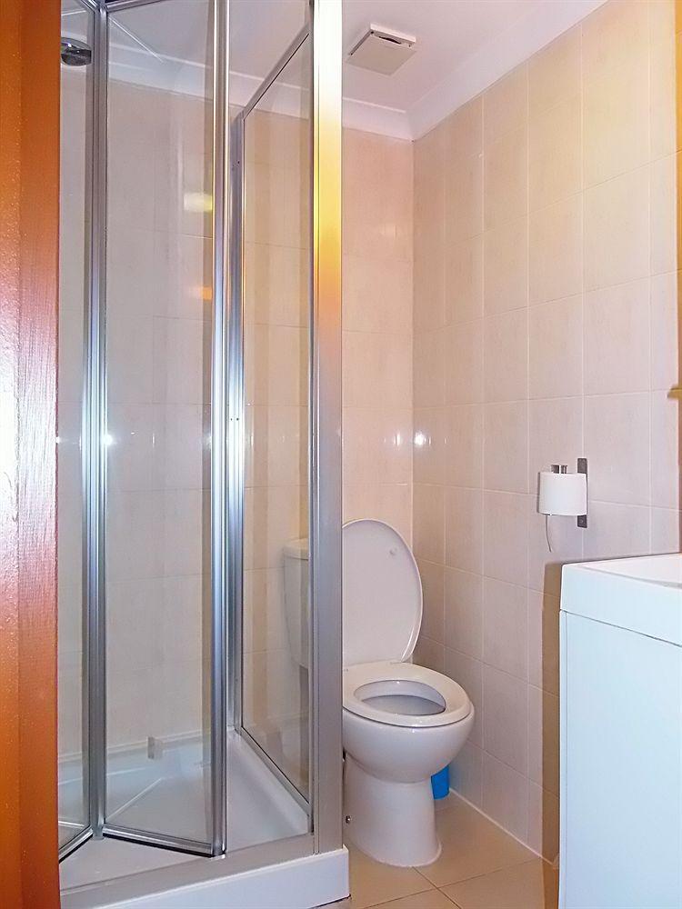 Hotel Victoria Station 2*