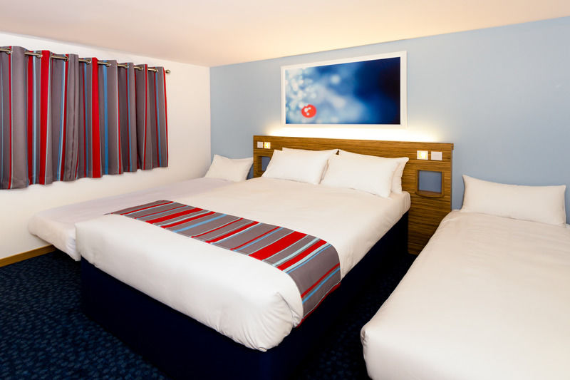 Hotel Travelodge Docklands 3*