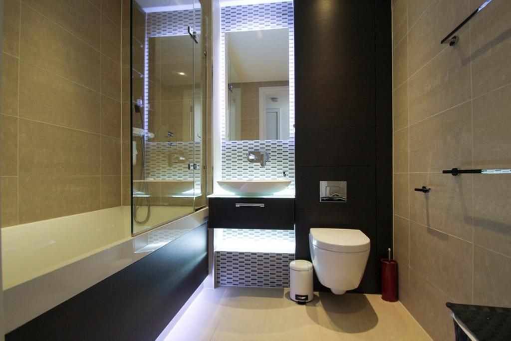 Aldgate East Studio London