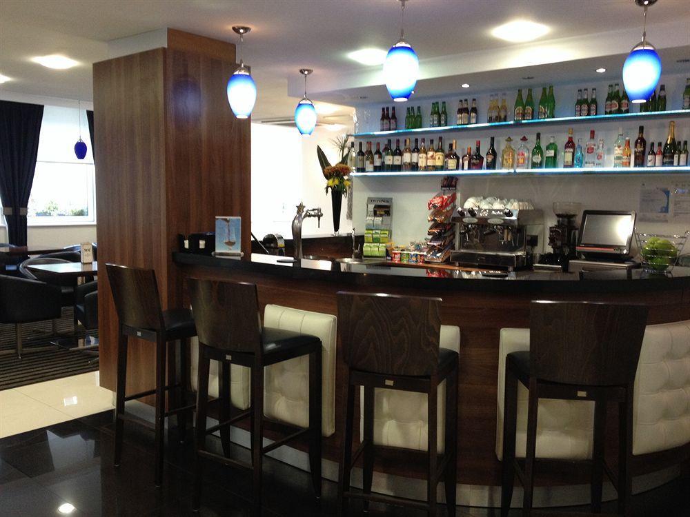 Hotel Ambassadors 3*