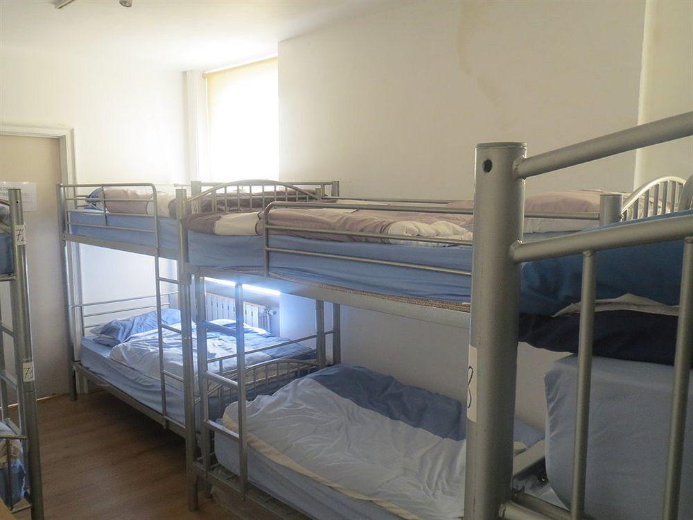 4 Star Piccadilly Hotell 2*