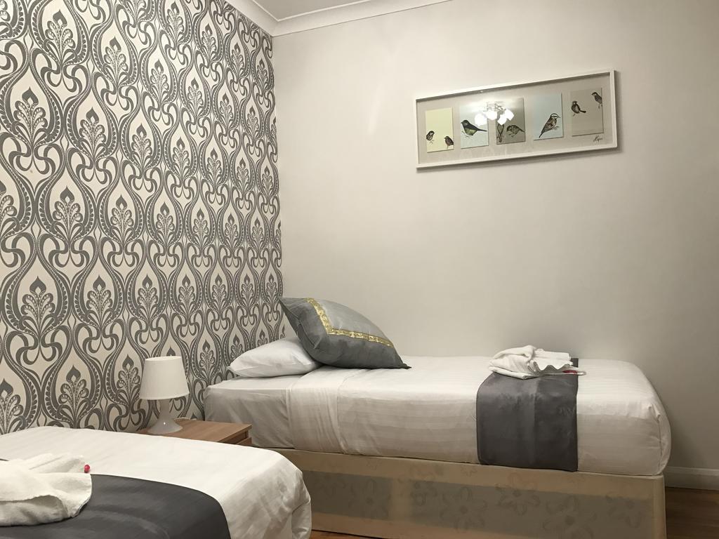 Whiteleaf Hotel