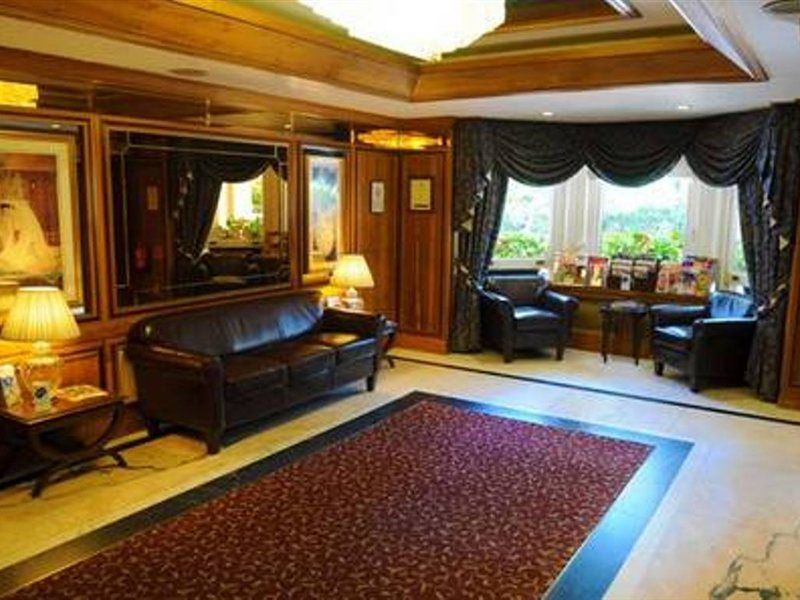 Western Burns Kensington Hotell