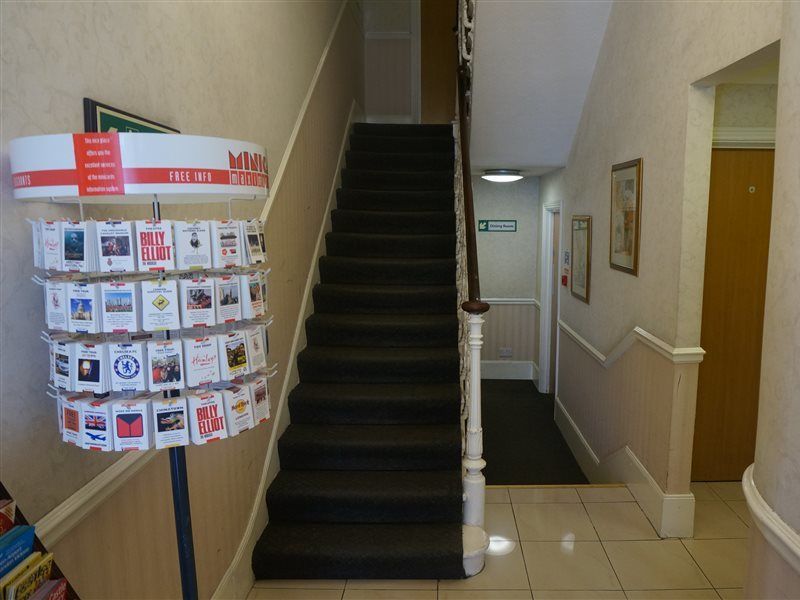 Victor - Victoria Hotel 4*