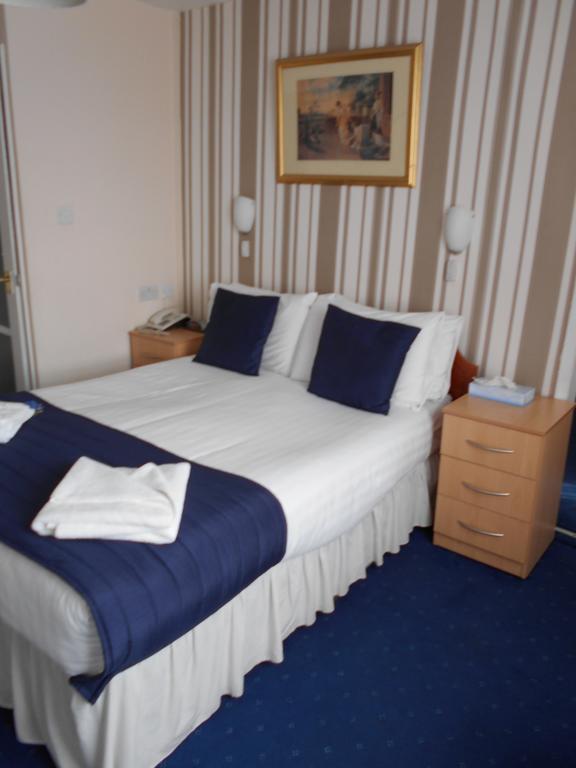 Parkwood 3*