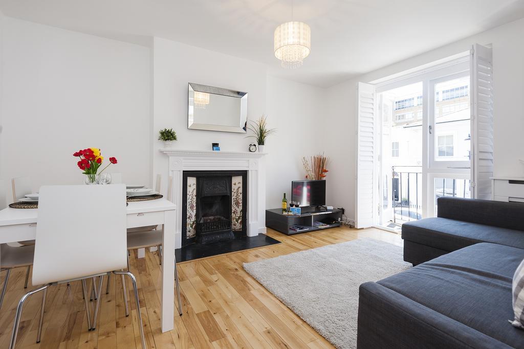 The Chelsea Sandhills Tl19 * London