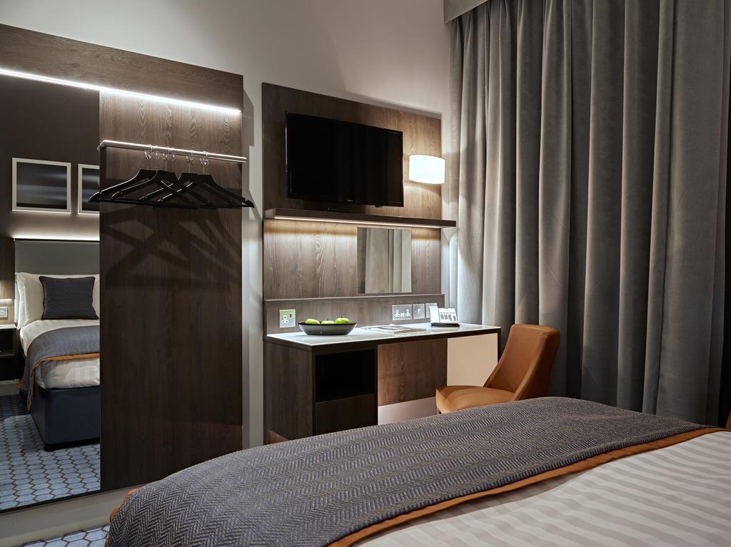 Western Vauxhall Hotel 4*