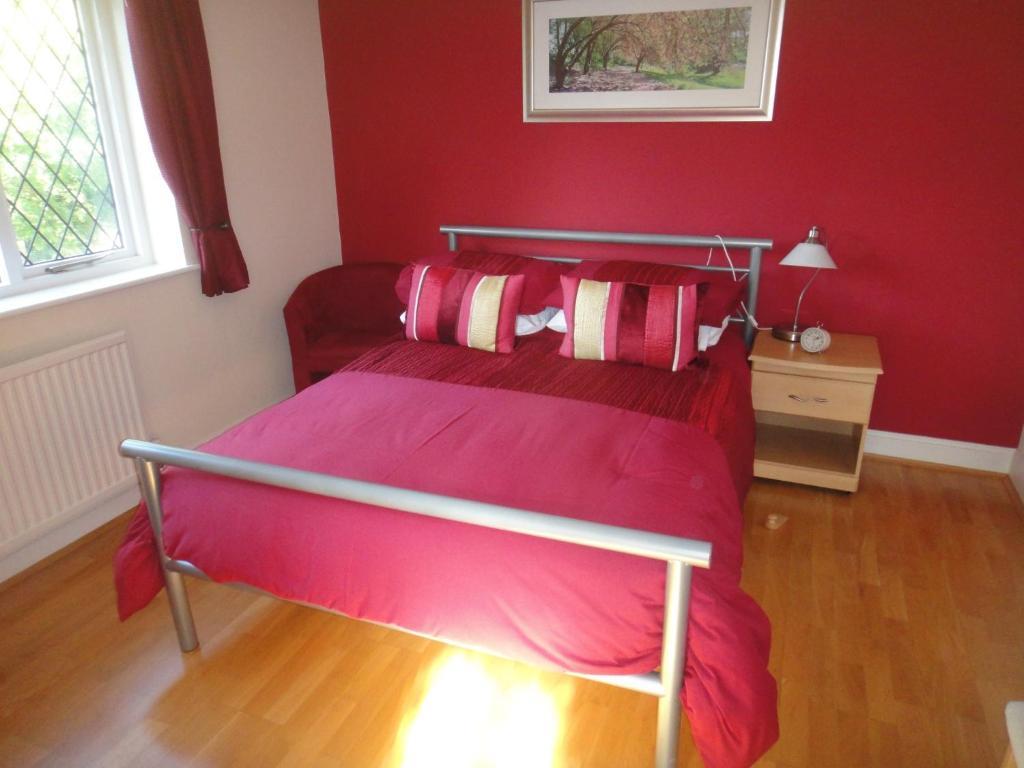 Guest house The Oaks London