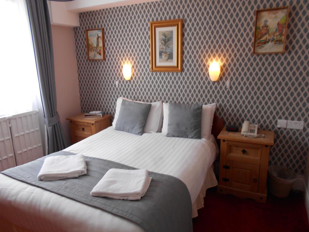 Hotel Parkwood 3*
