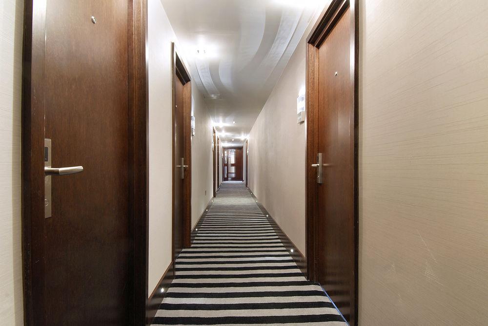 Park Grand Kensington Hotel