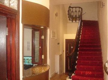 Notting Hill Gate 3*