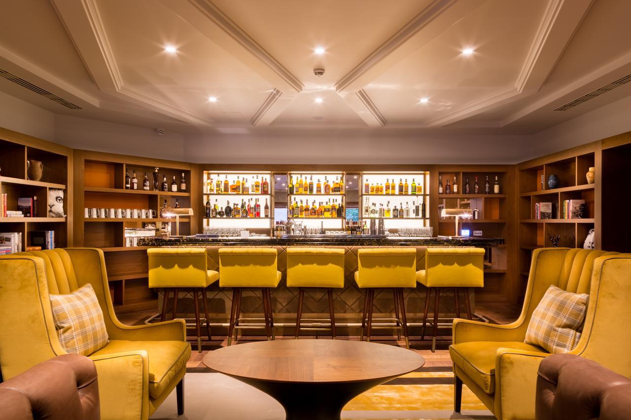 Devonshire Club & 5*
