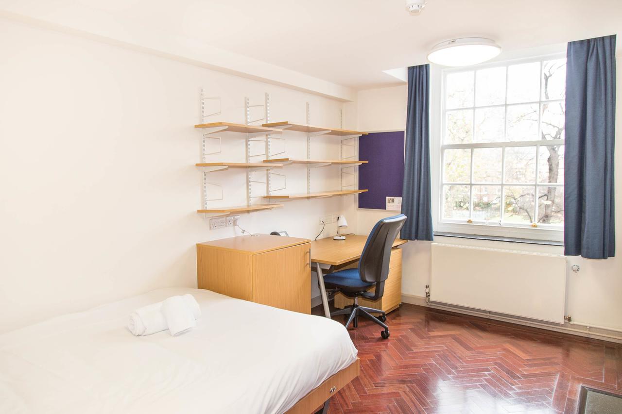 Goodenough College - * Londen