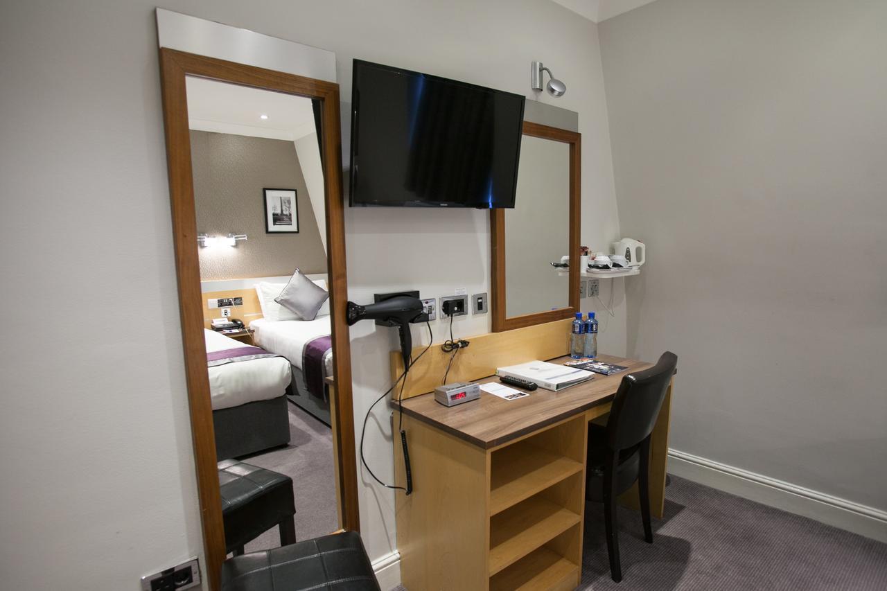 Western Victoria Palace 3* London