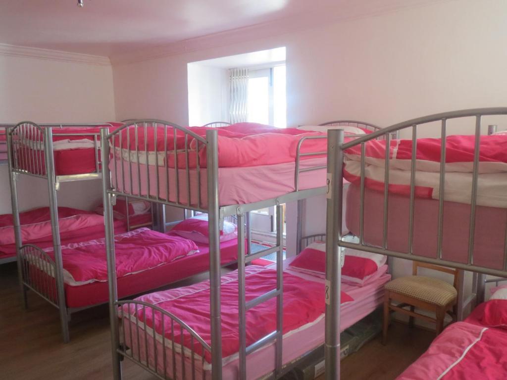 4 Star Piccadilly 2*