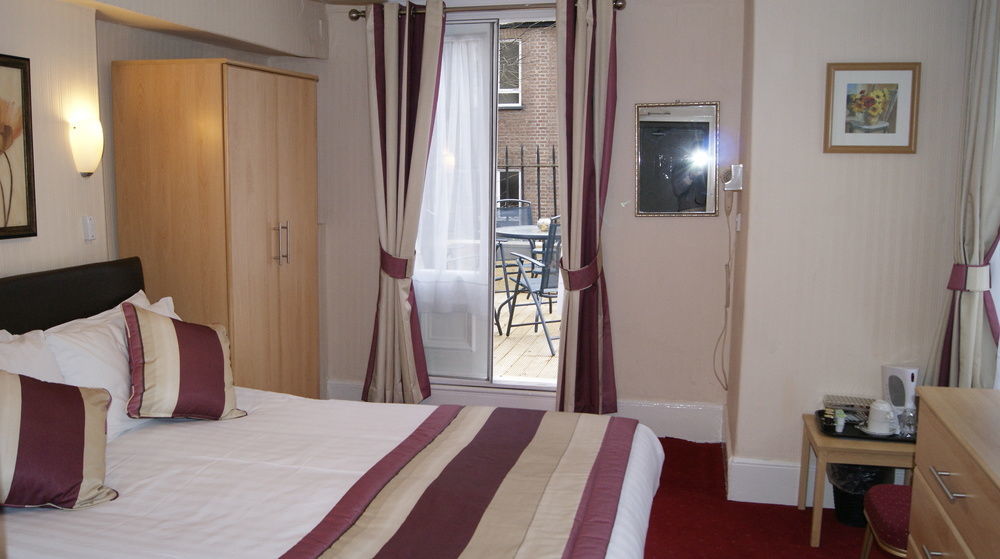 Hotel Parkwood
