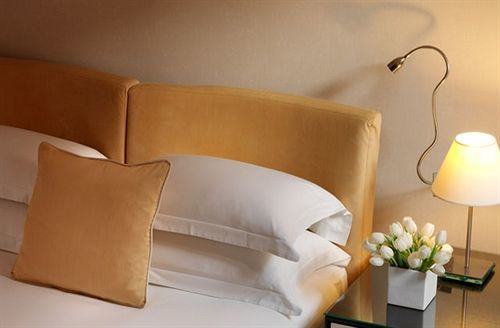 Cheval Phoenix House At Sloane Square Aparthotel 5*