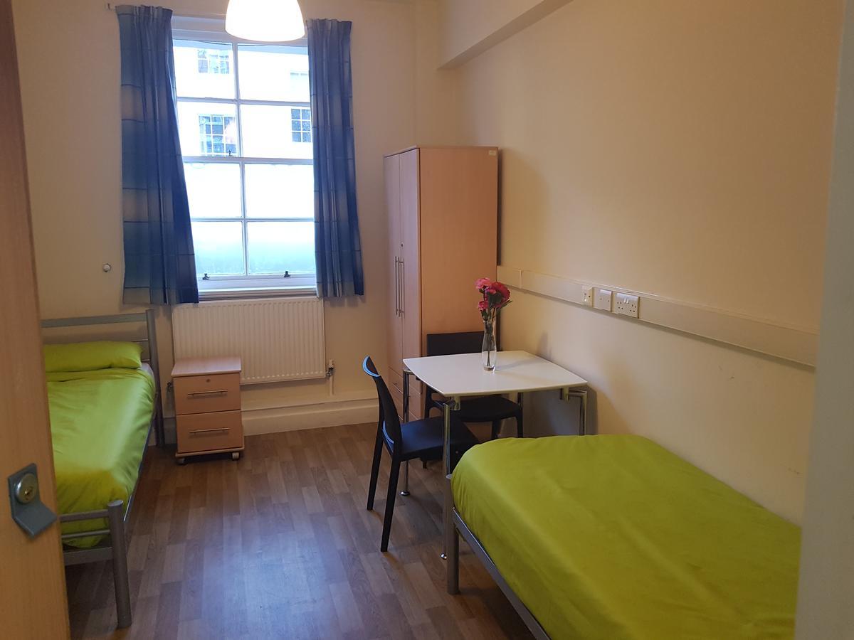 Hostel Bowden Court London