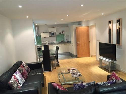 Apartment Embankment London