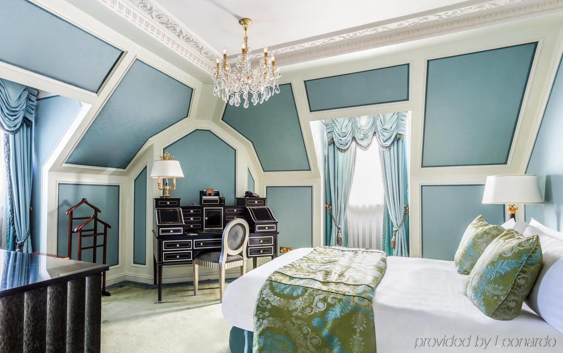 Bentley Hotel London