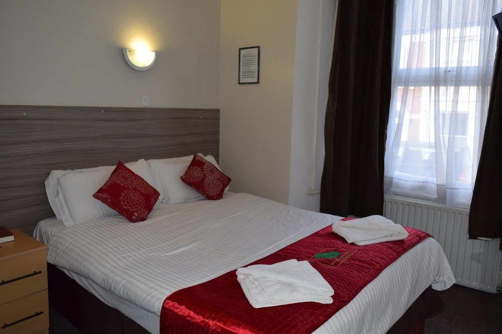 Holland Park Grove Hotell 3*