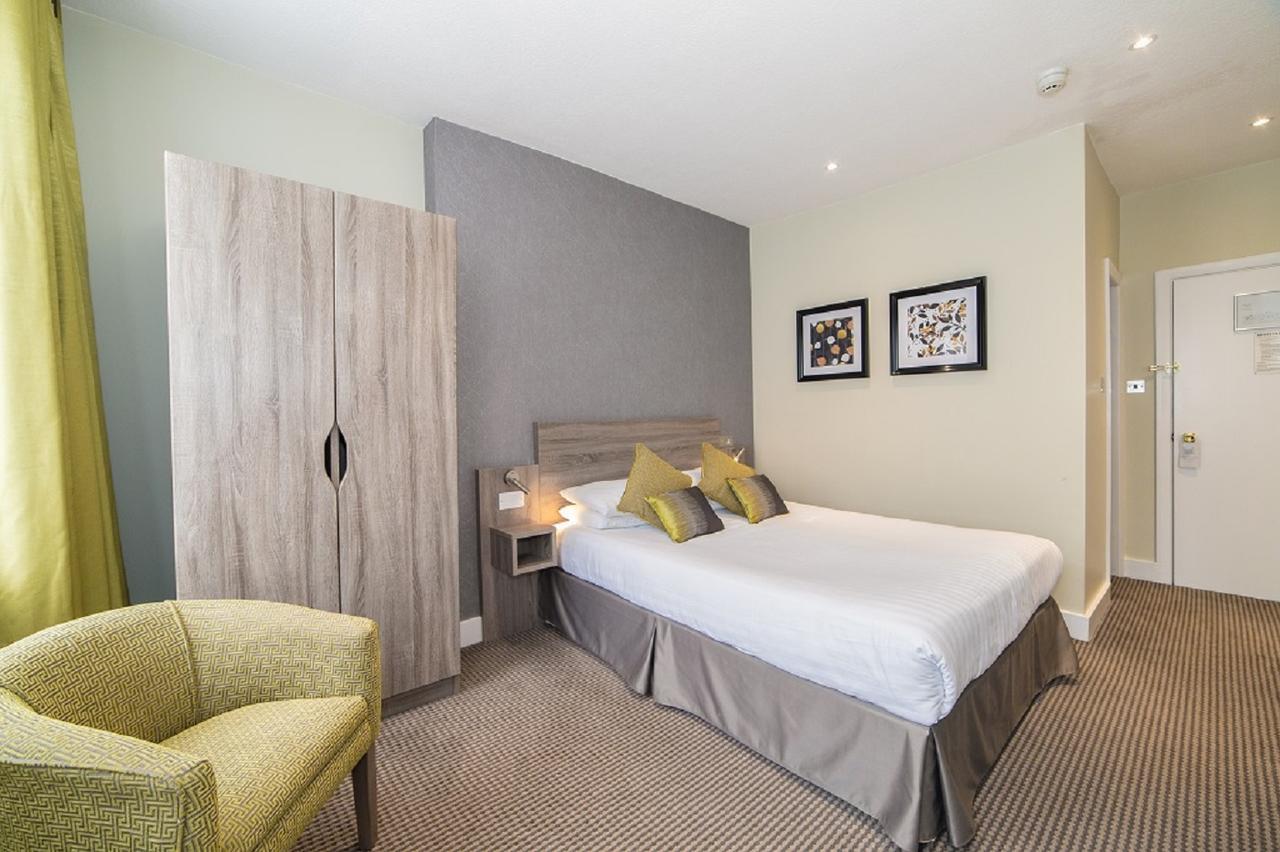 Phoenix 4* Londen