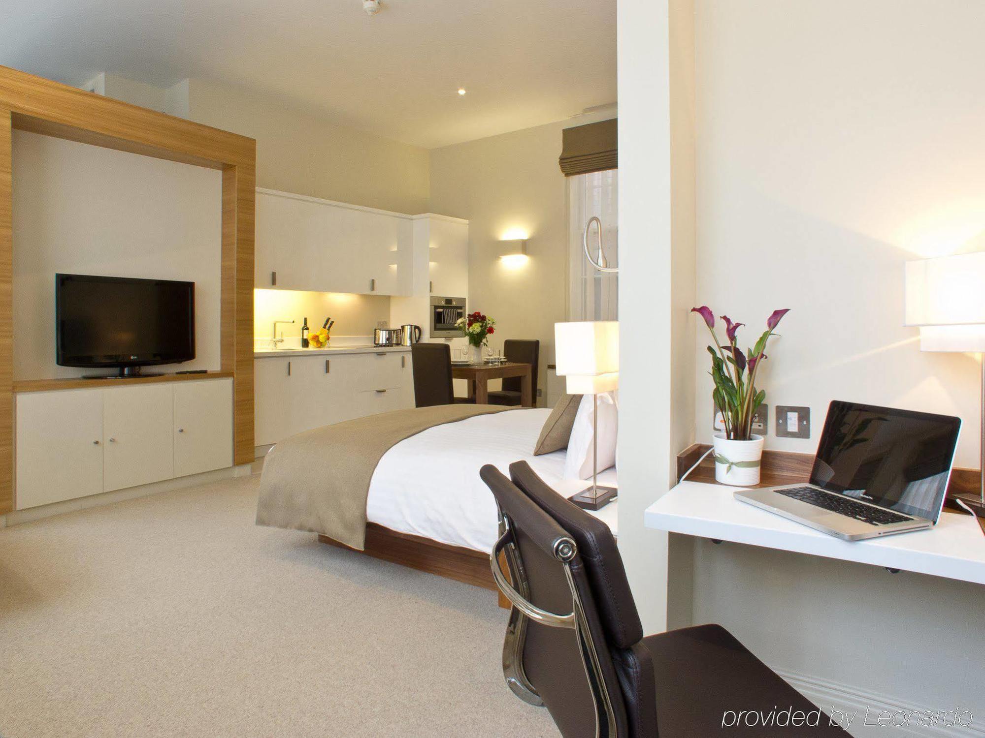 Suffolk Lane By Bridgestreet * London