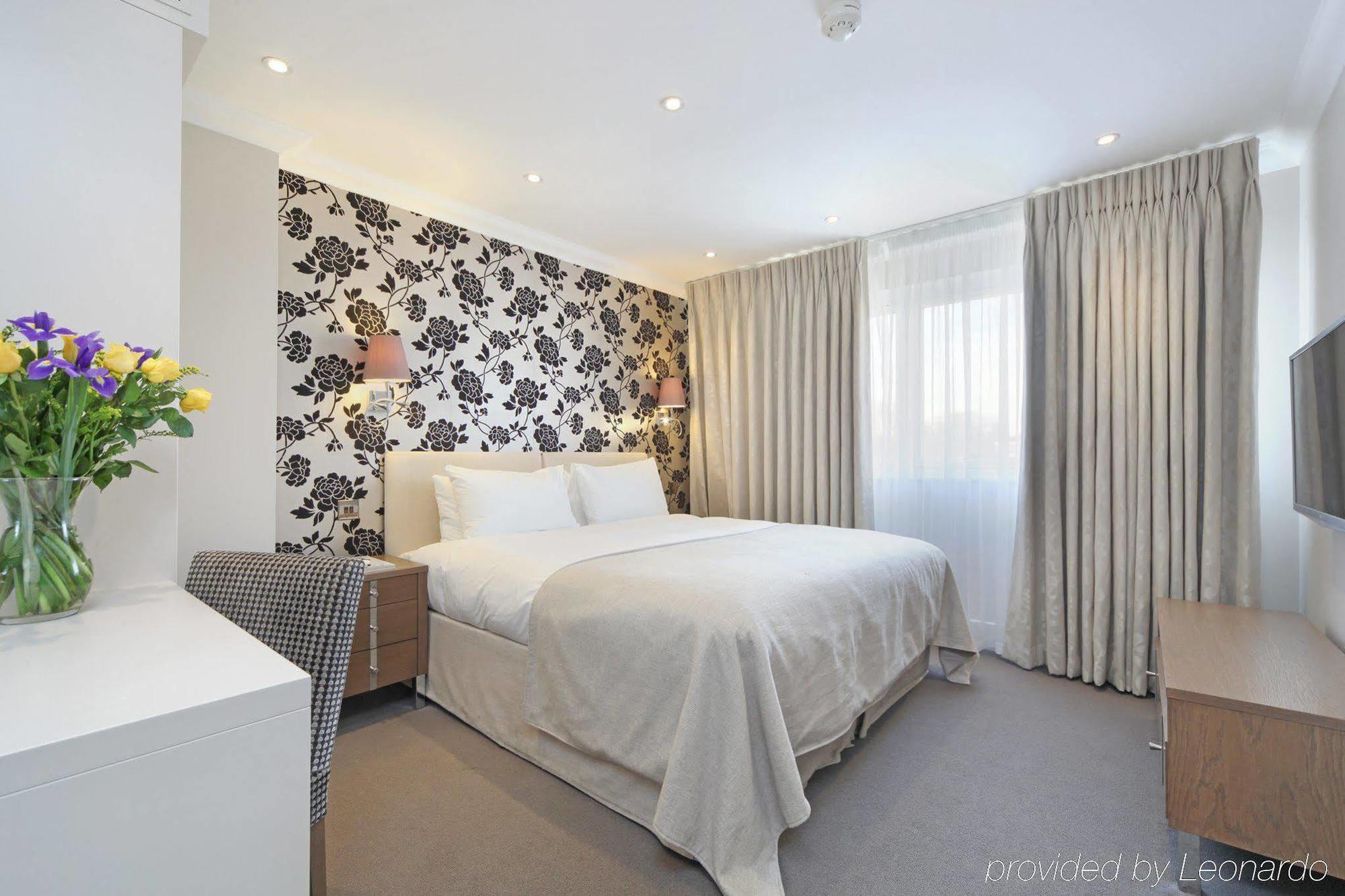 Ashburn Court Aparthotel