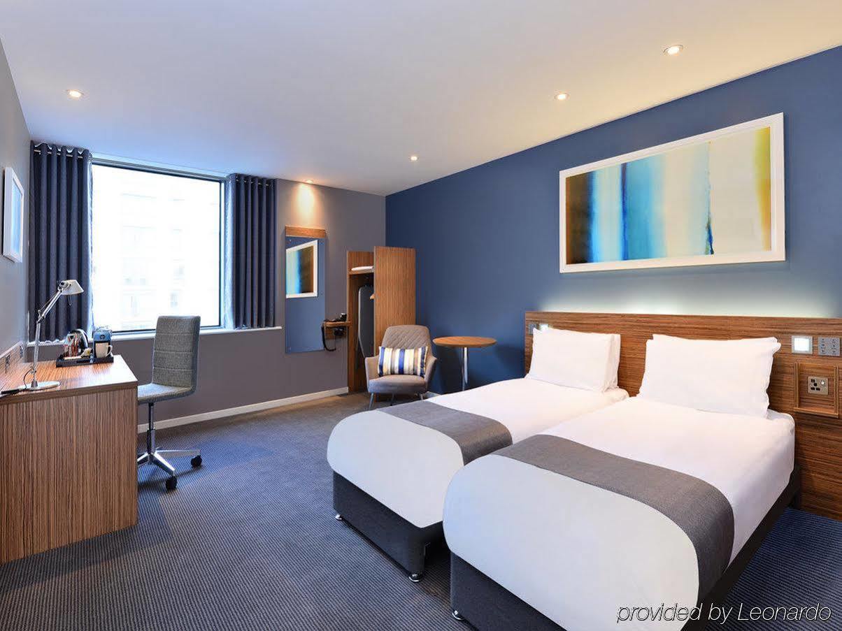 Travelodge Farringdon 3* London