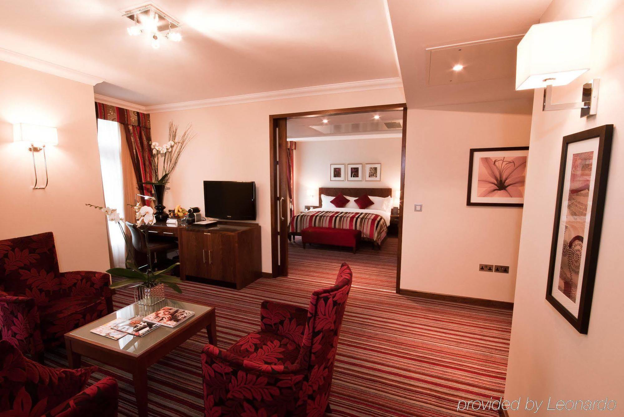 The Rembrandt 4*