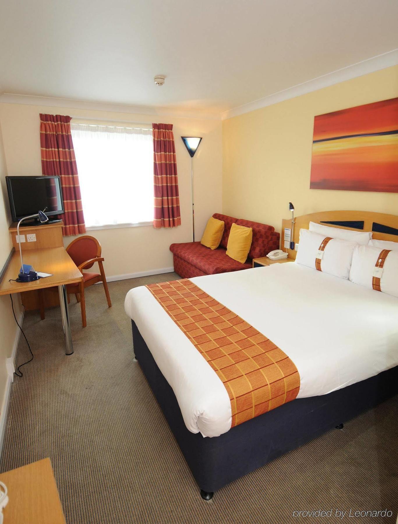 Hotel Holiday Express London-hammersmith By Ihg 3*