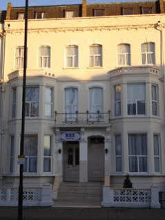Pearl 3* London