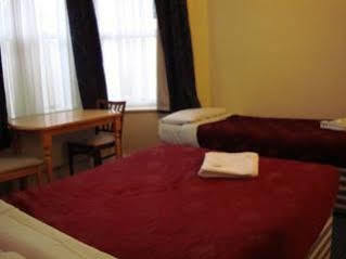 Pearl Hotel London