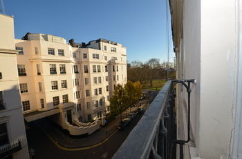 Parkwood Hotel