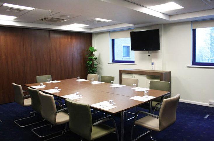 Express Stratford By Ihg Hotel
