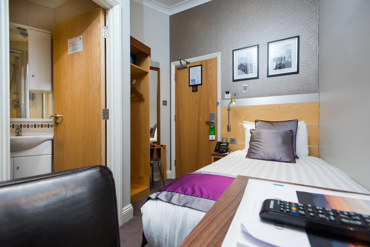 Western Victoria Palace 3* London