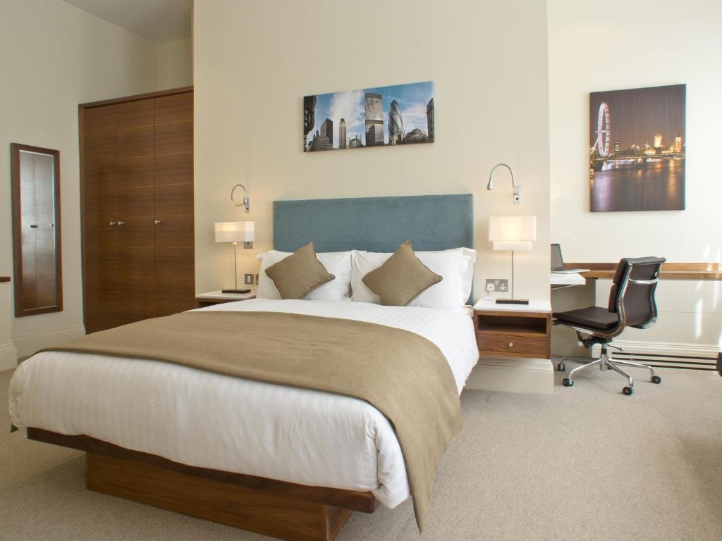 Suffolk Lane By Bridgestreet * London