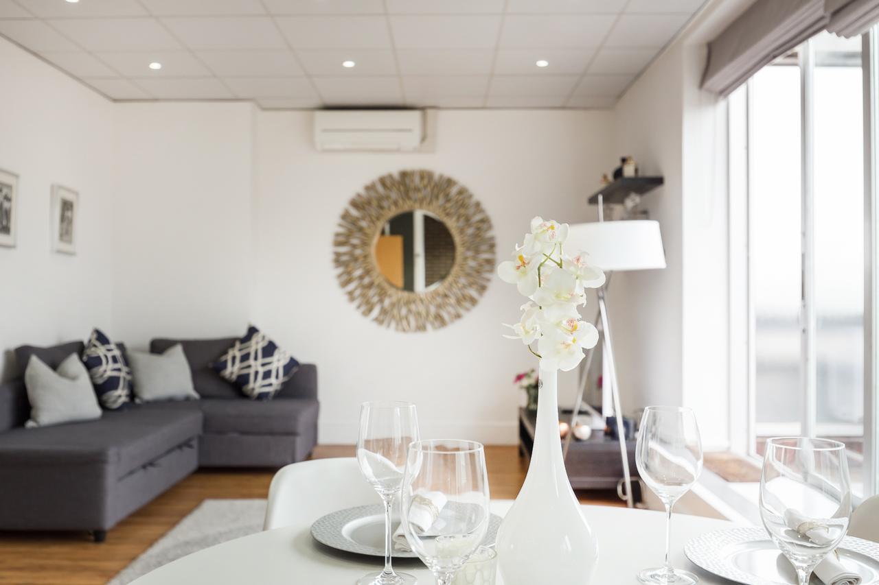 Urban Chic - Baker Street