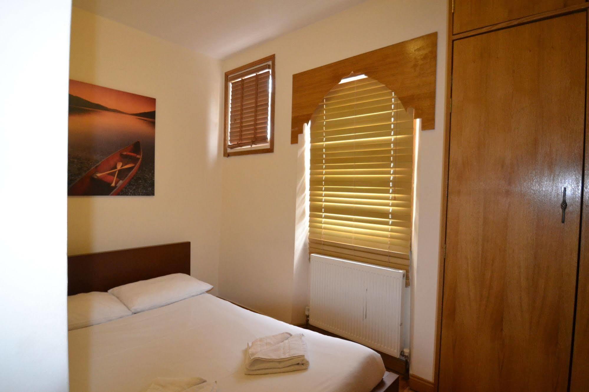 Hyde Park Apartment London