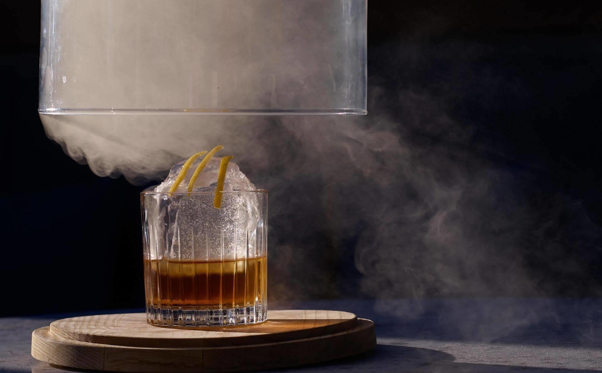 The Trafalgar St. James, Curio Collection By Hilton