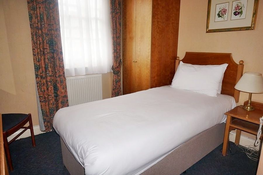 Victor - Victoria 4* Londres