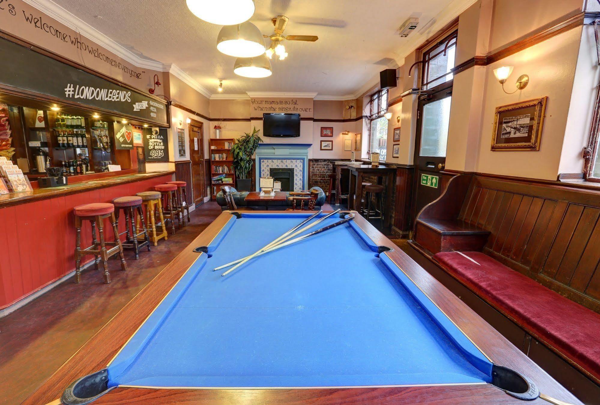 Publove @ The Steam Engine,waterloo * Londen